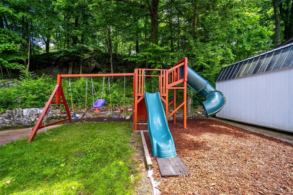 49 Raker Road Poughkeepsie NY 12603