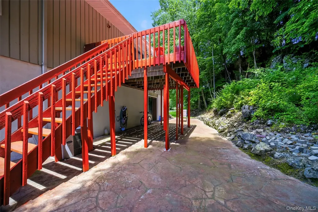 49 Raker Road Poughkeepsie NY 12603