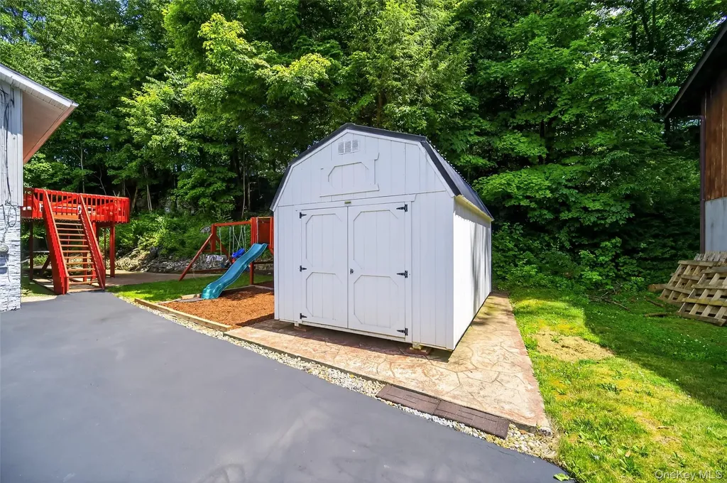 49 Raker Road Poughkeepsie NY 12603