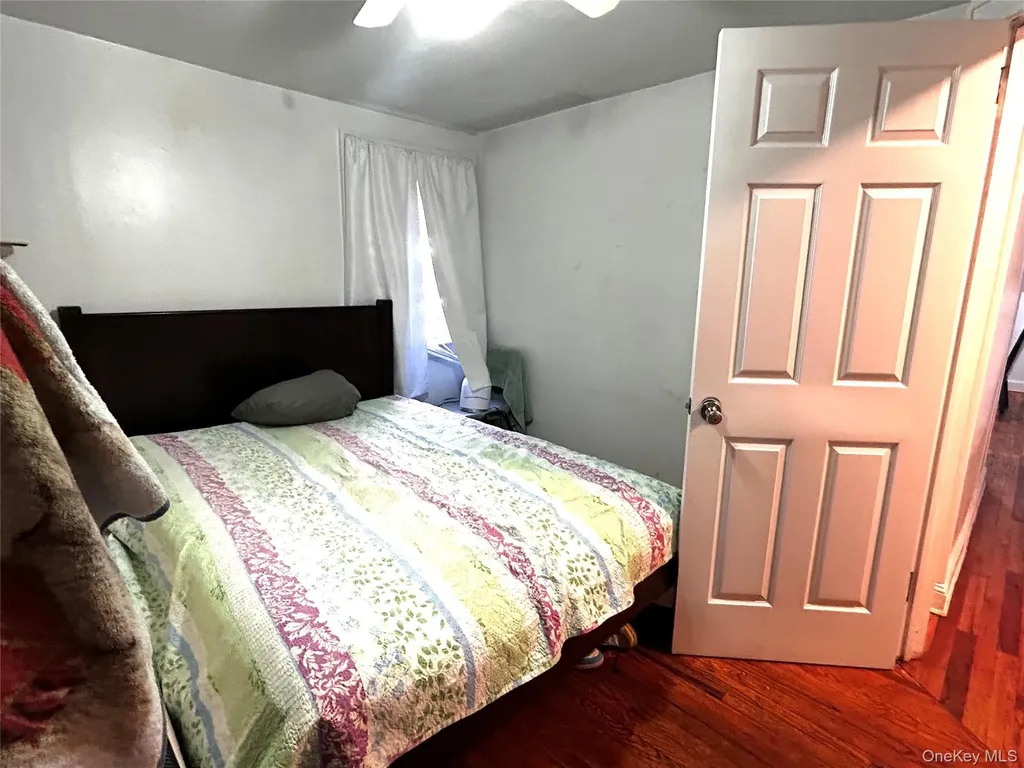 11 Duryea Place Lynbrook NY 11563