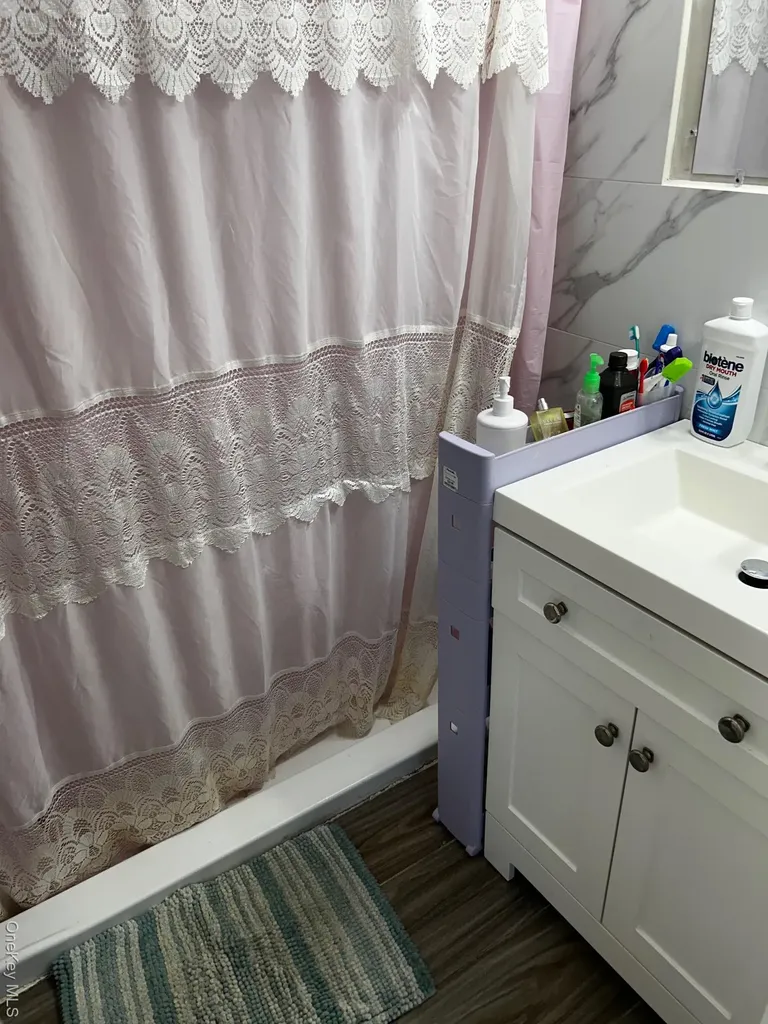 11 Duryea Place Lynbrook NY 11563