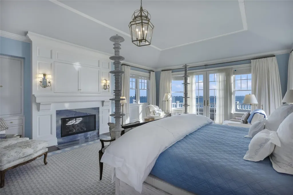 59 Shore Road Westhampton NY 11977