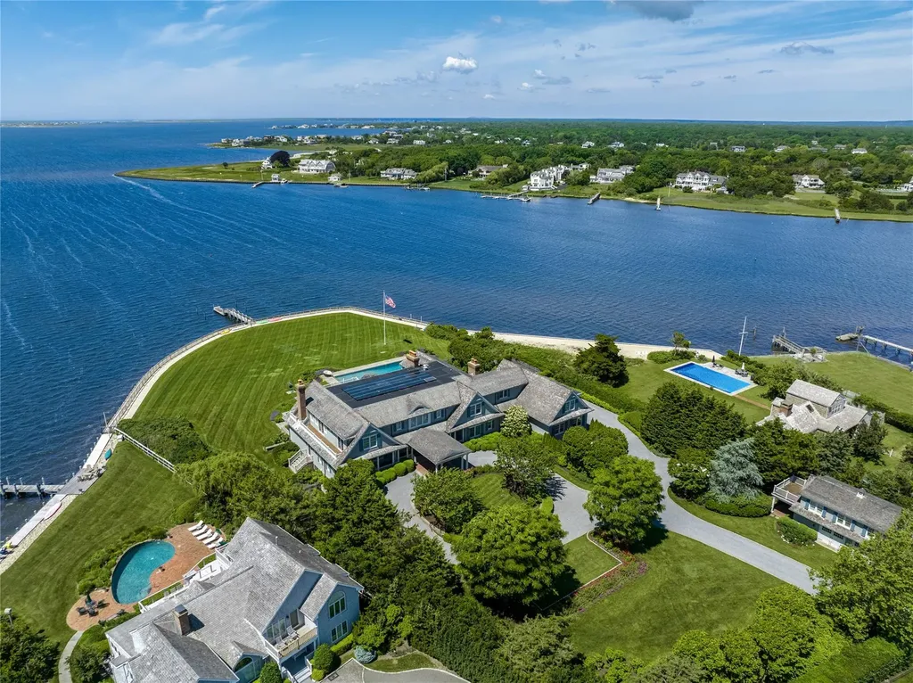 59 Shore Road Westhampton NY 11977