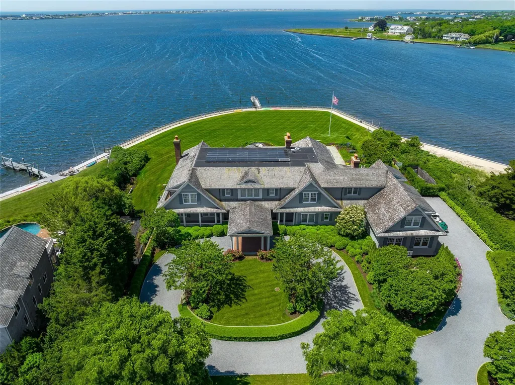 59 Shore Road Westhampton NY 11977