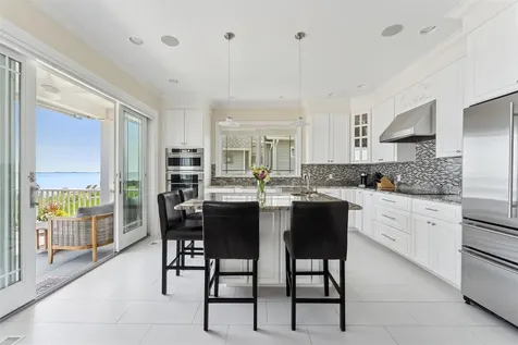 9 Shinnecock Road East Quogue NY 11942