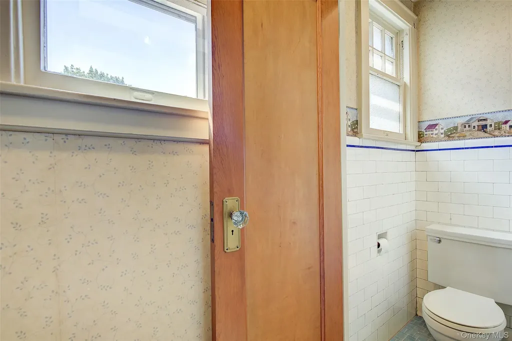 8507 Union Turnpike Glendale NY 11385