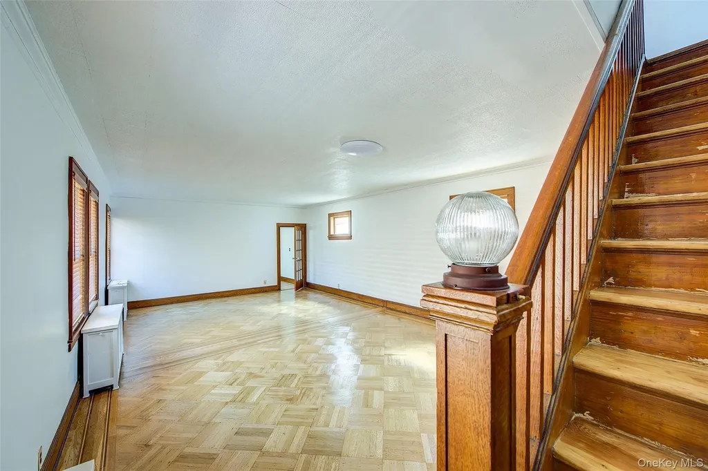 8507 Union Turnpike Glendale NY 11385