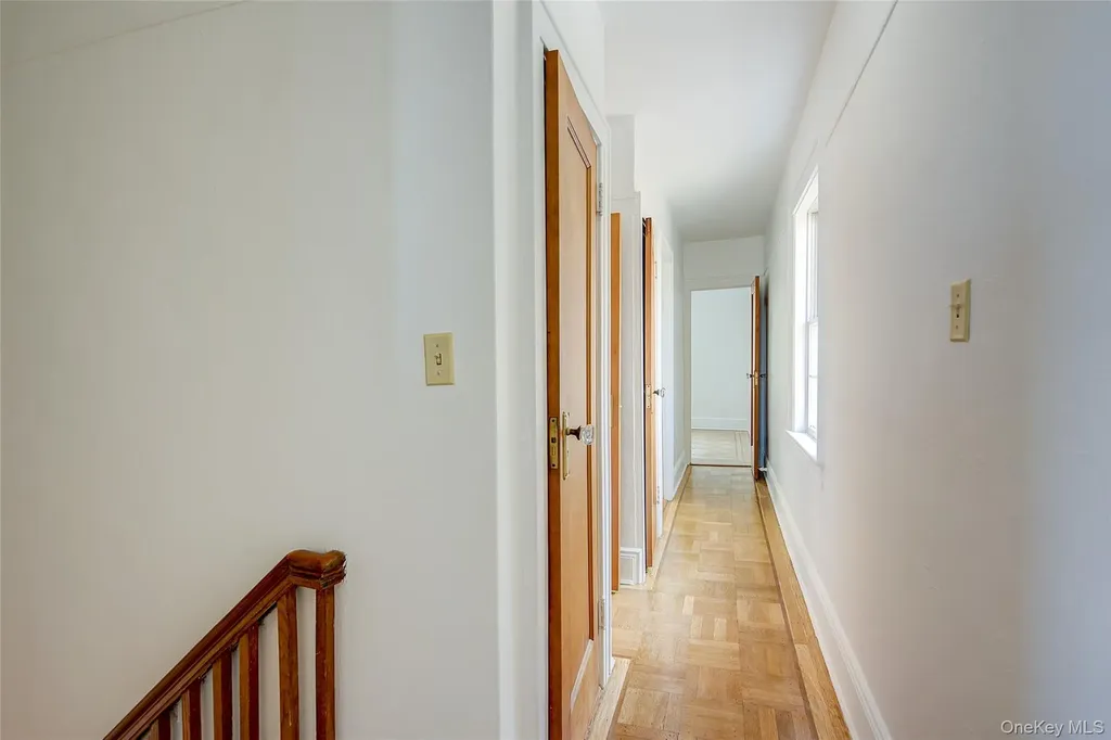 8507 Union Turnpike Glendale NY 11385