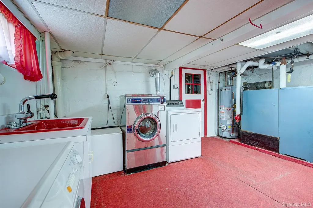 8507 Union Turnpike Glendale NY 11385