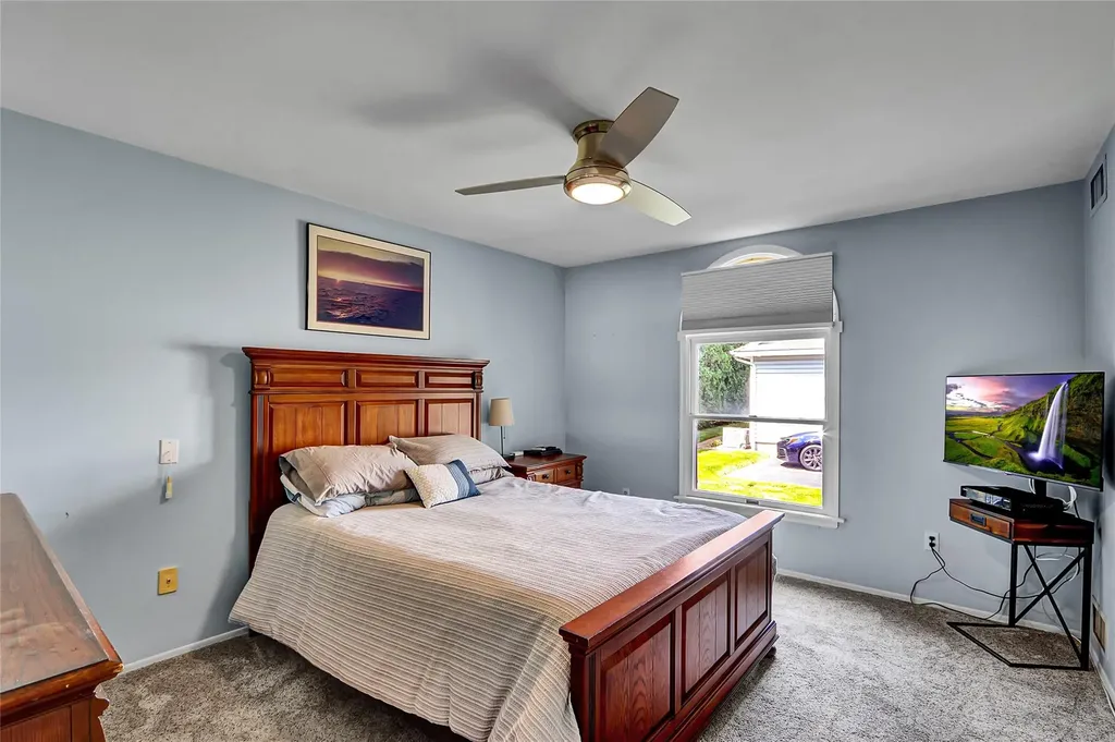 49 Primrose Lane North Babylon NY 11703