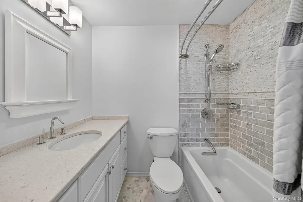 204 Stoneway Lane Peekskill NY 10566
