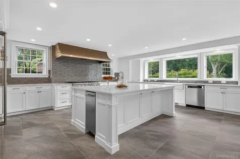 60 Piping Rock Road Upper Brookville NY 11545