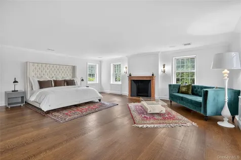 60 Piping Rock Road Upper Brookville NY 11545