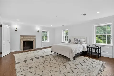 60 Piping Rock Road Upper Brookville NY 11545