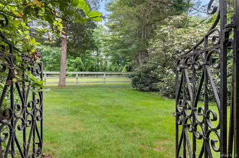 60 Piping Rock Road Upper Brookville NY 11545