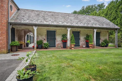60 Piping Rock Road Upper Brookville NY 11545