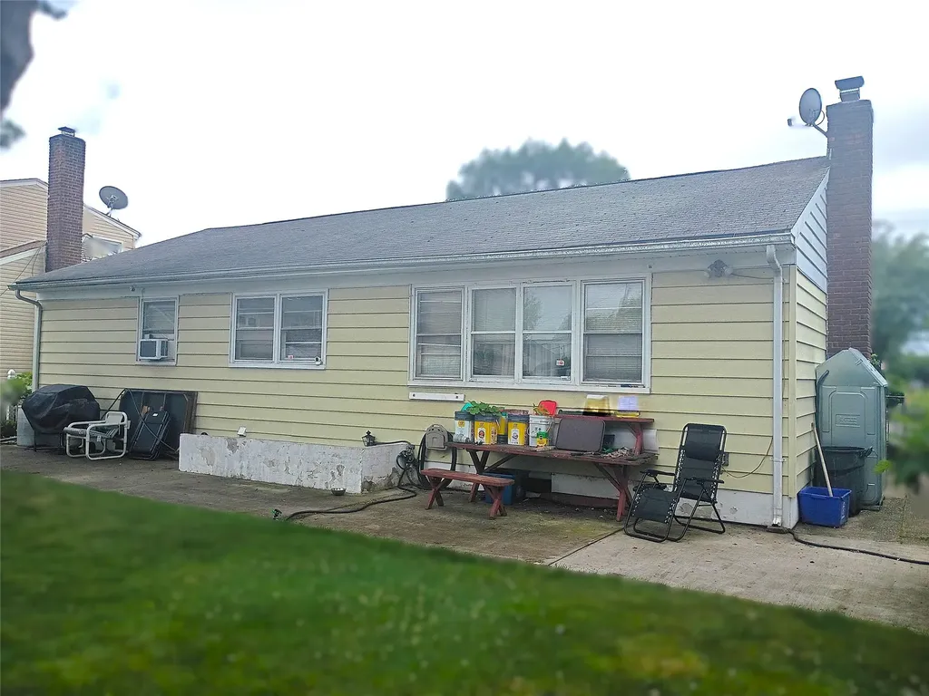 381 Baldwin Road Hempstead NY 11550