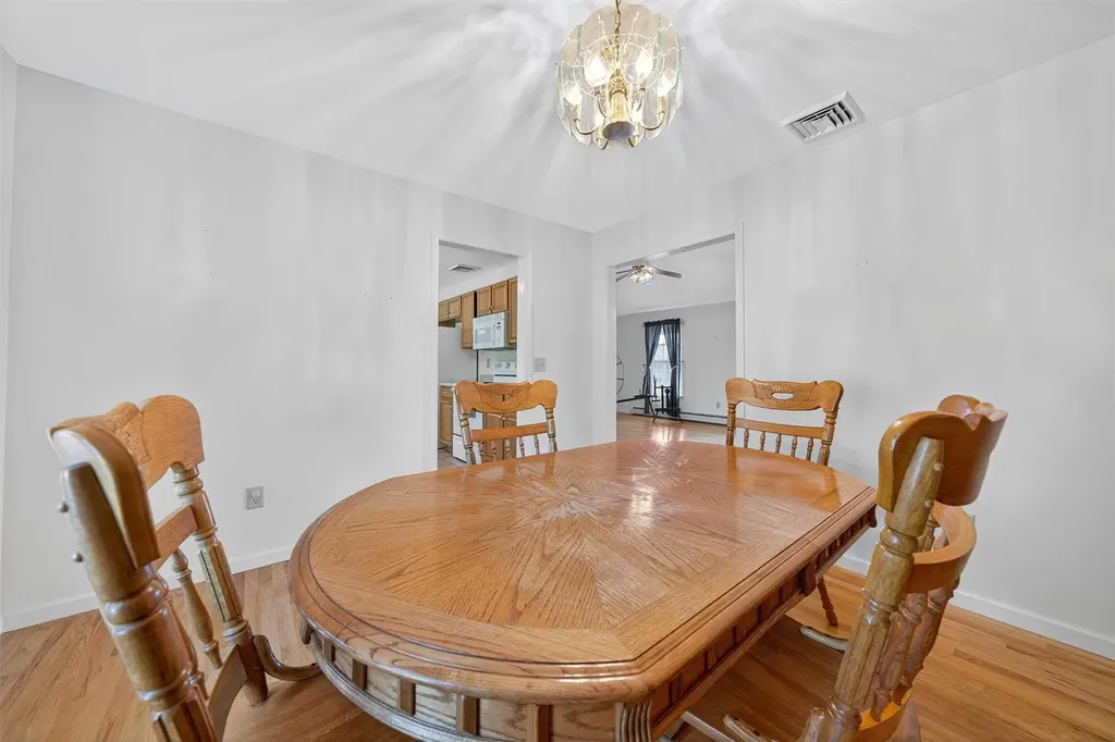 81 Hambletonian Road Chester NY 10918