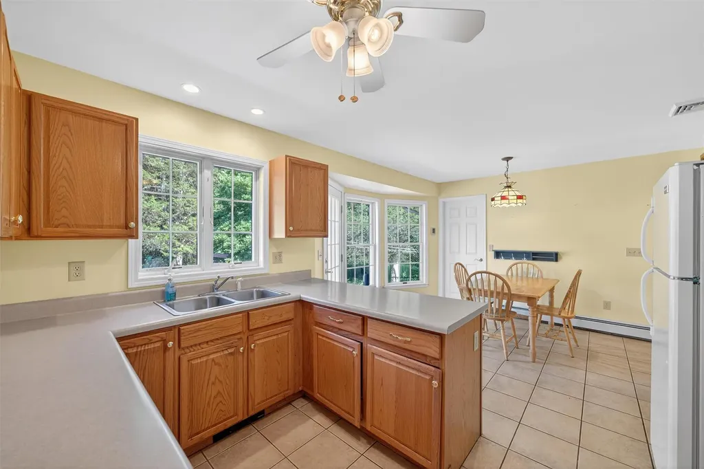 81 Hambletonian Road Chester NY 10918