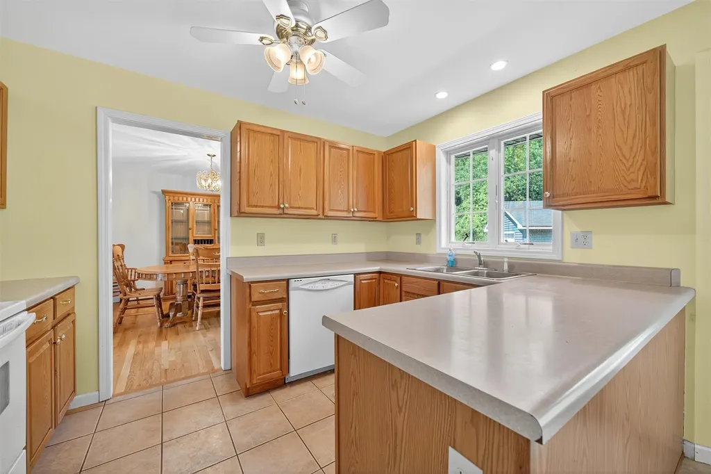 81 Hambletonian Road Chester NY 10918