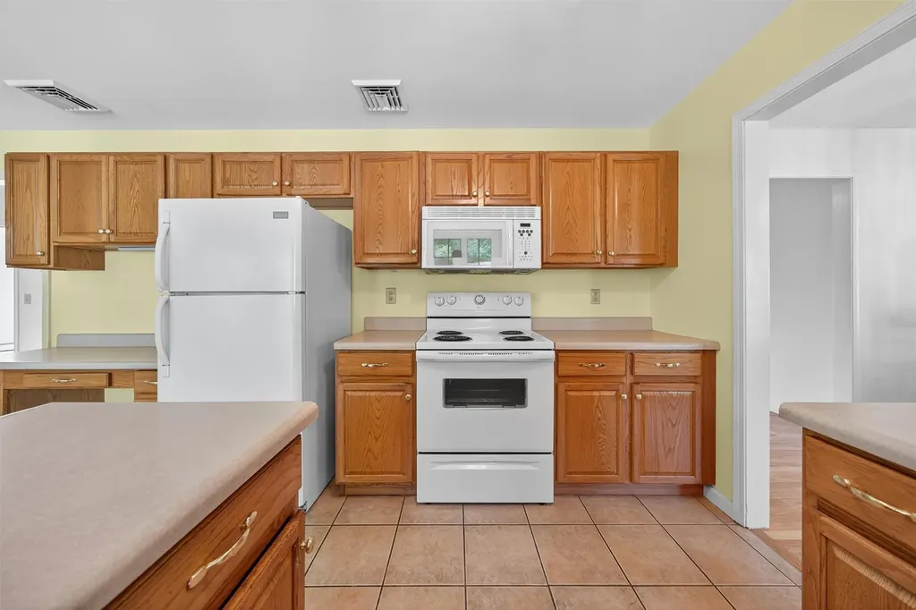 81 Hambletonian Road Chester NY 10918