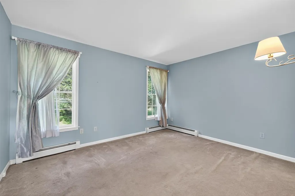 81 Hambletonian Road Chester NY 10918