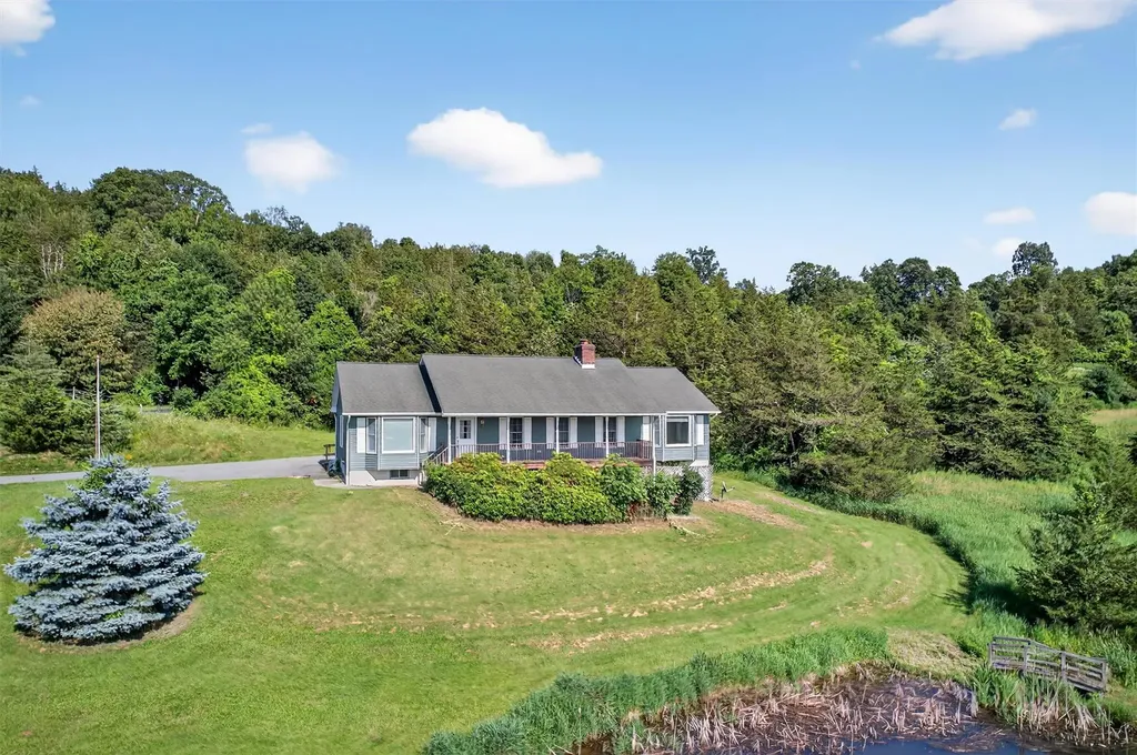 81 Hambletonian Road Chester NY 10918
