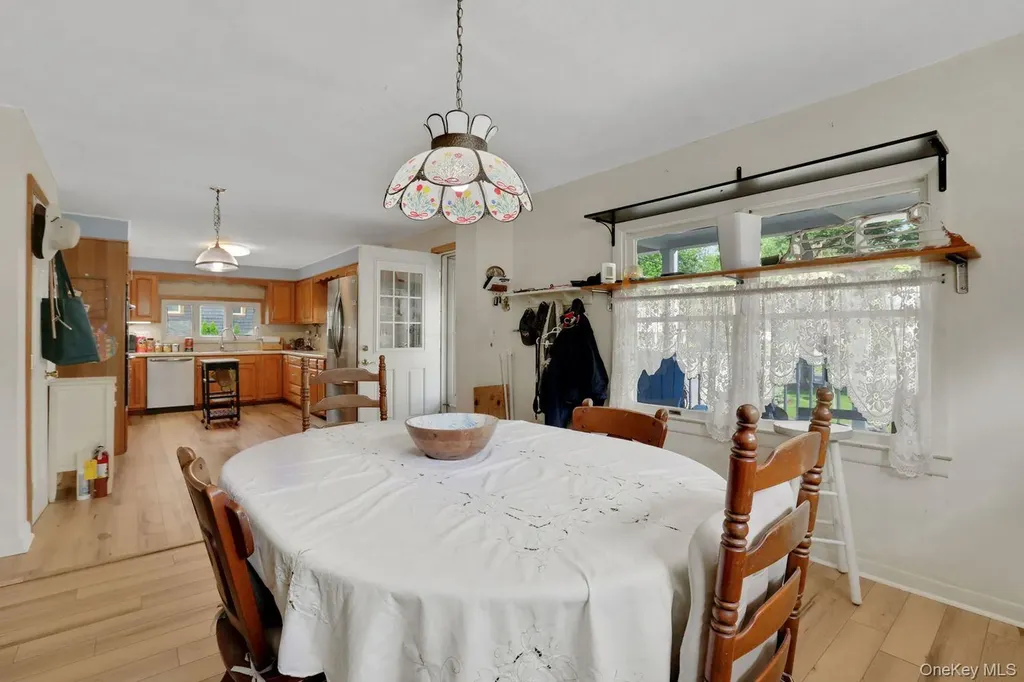 189 Fairview Avenue Kingston NY 12401