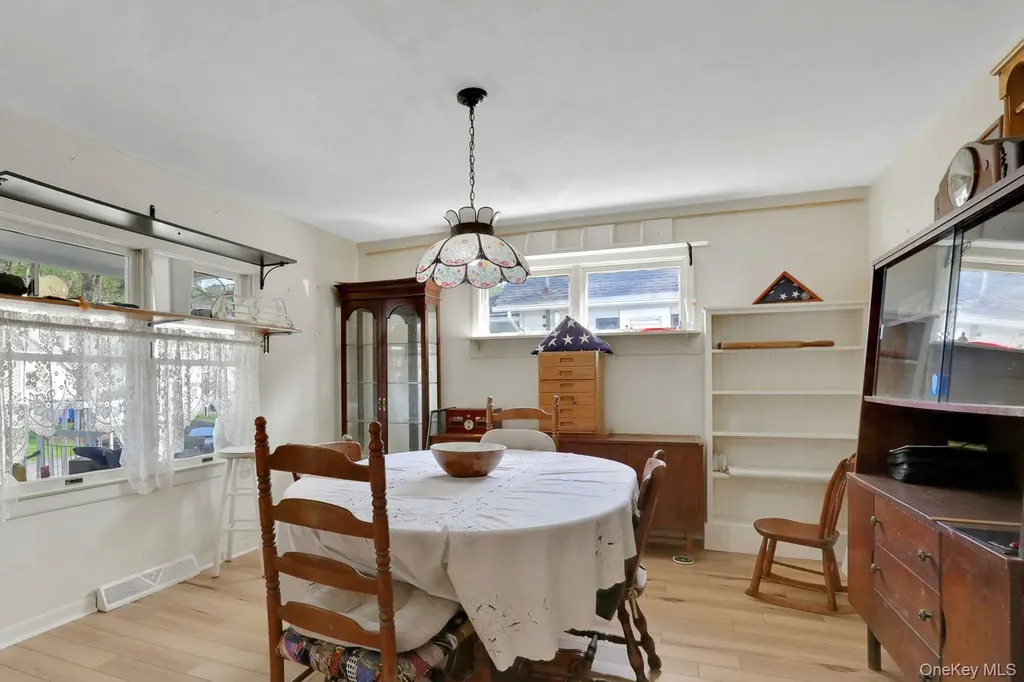 189 Fairview Avenue Kingston NY 12401