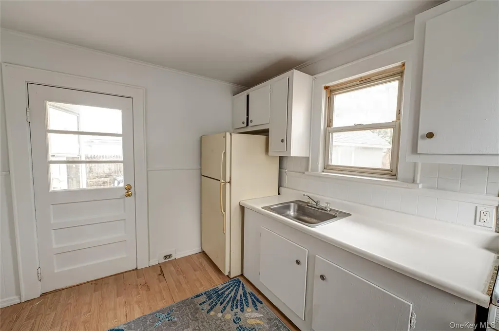 284 4th Avenue Bay Shore NY 11706