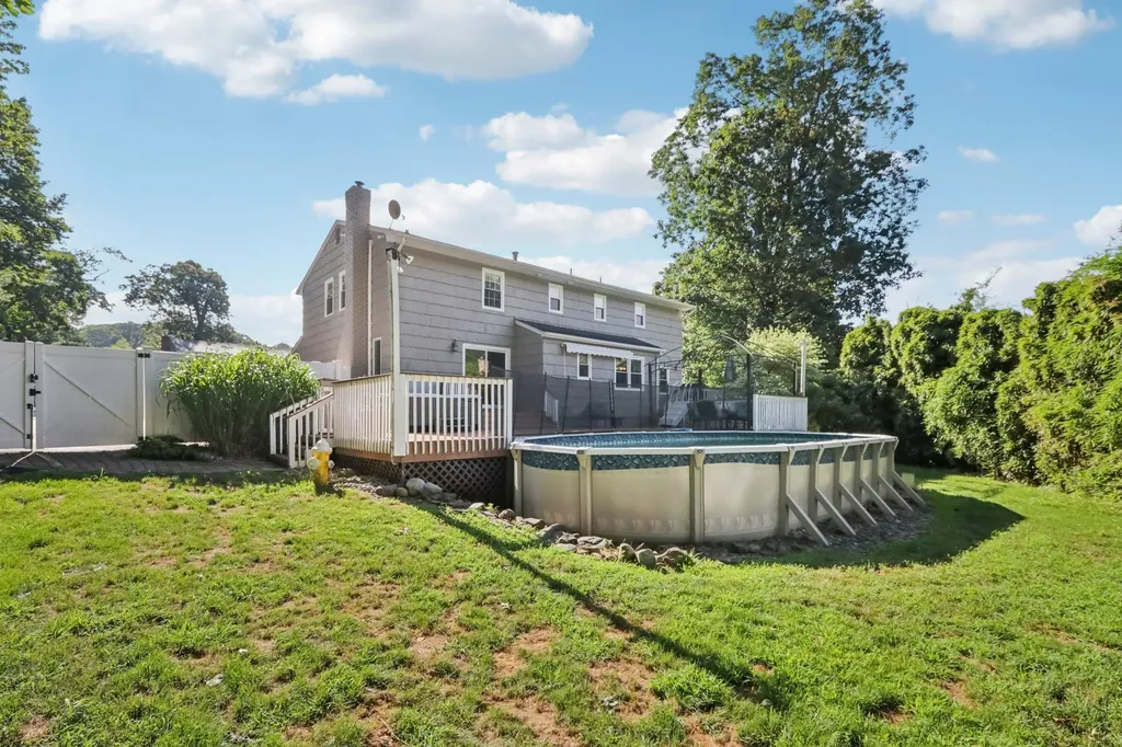 1 Martha Lane Pearl River NY 10965