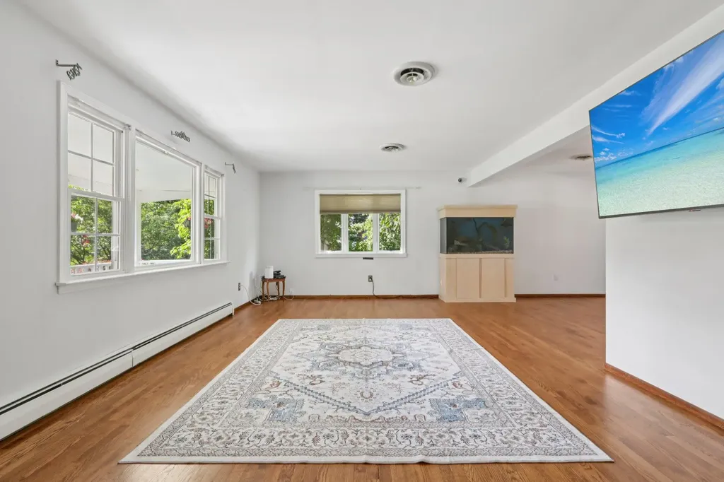 1 Martha Lane Pearl River NY 10965