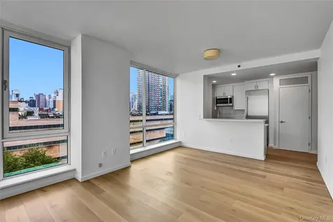 635 W 42nd Street New York (manhattan) NY 10036