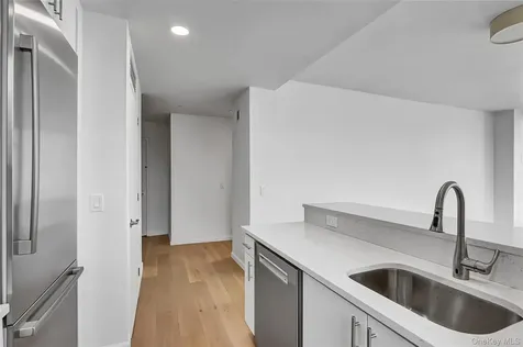 635 W 42nd Street New York (manhattan) NY 10036