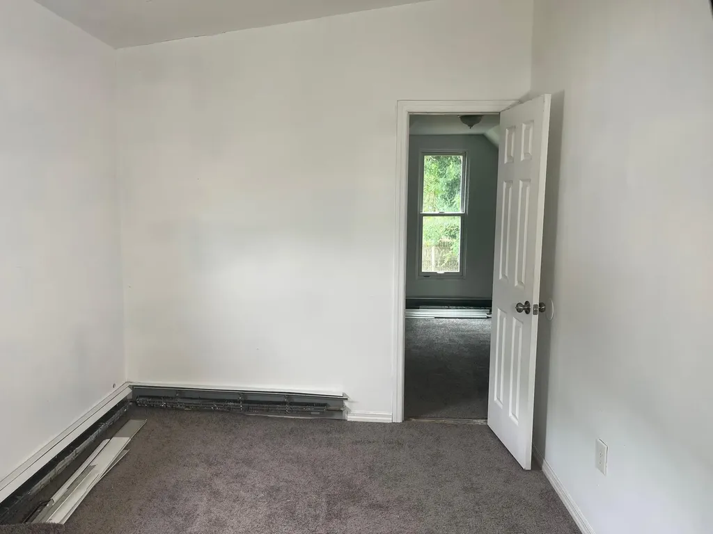 16 Doe Place Staten Island NY 10310