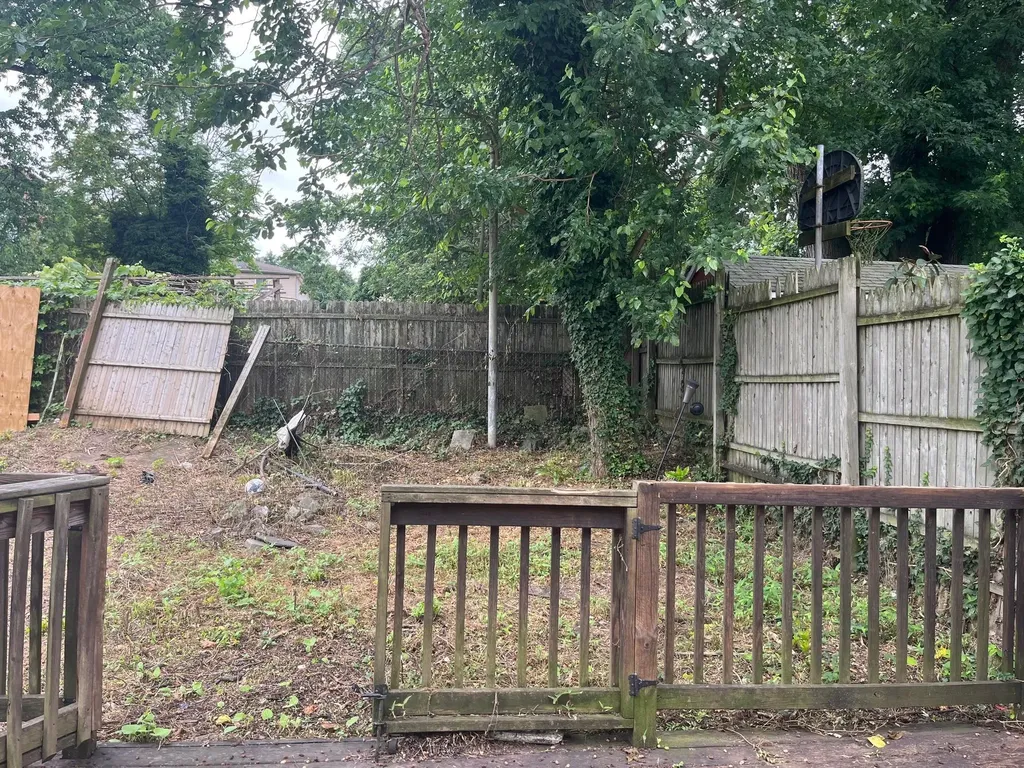 16 Doe Place Staten Island NY 10310