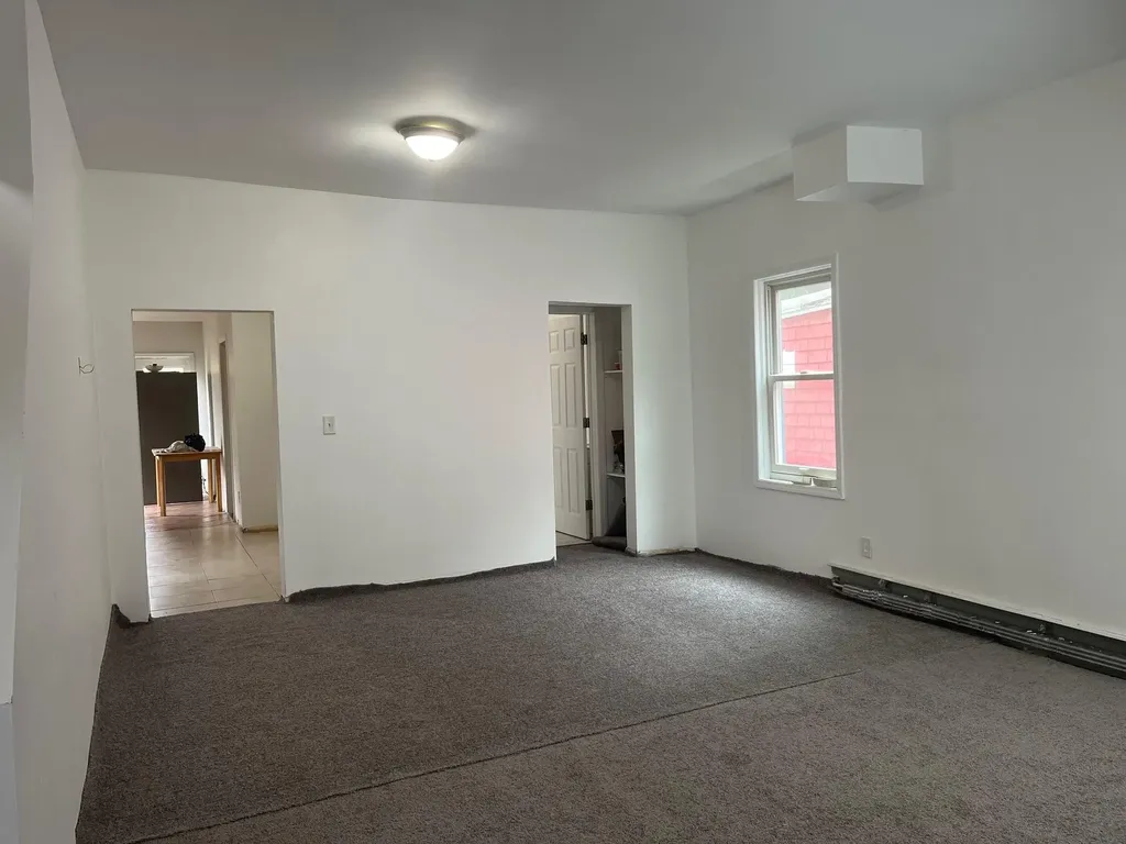 16 Doe Place Staten Island NY 10310