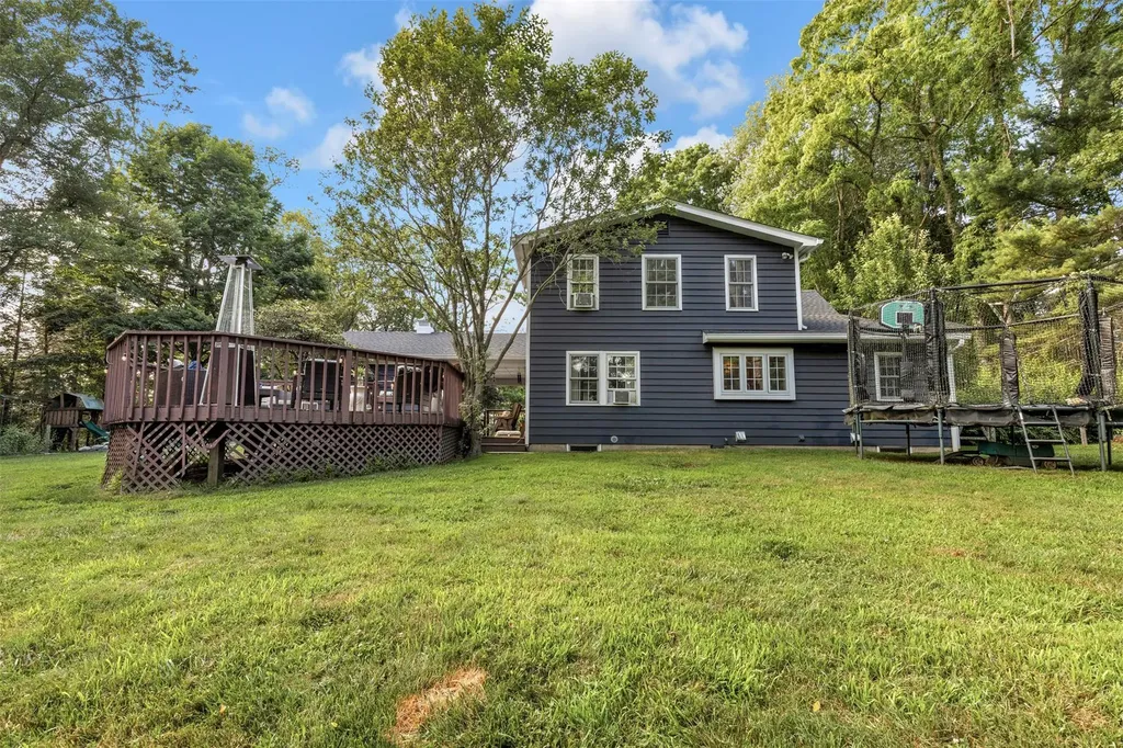 4 Debbie Lane Cross River NY 10518