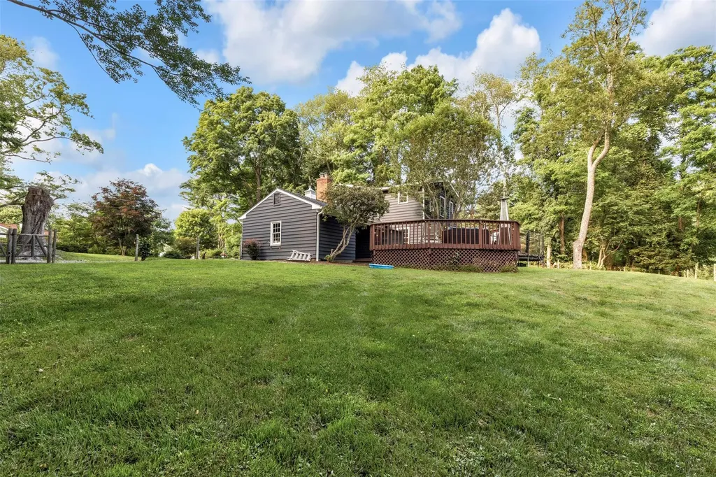 4 Debbie Lane Cross River NY 10518
