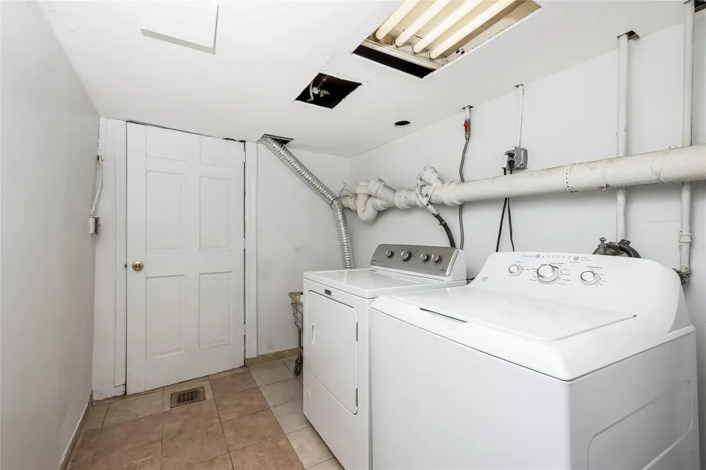 7408 15 Avenue Brooklyn NY 11228