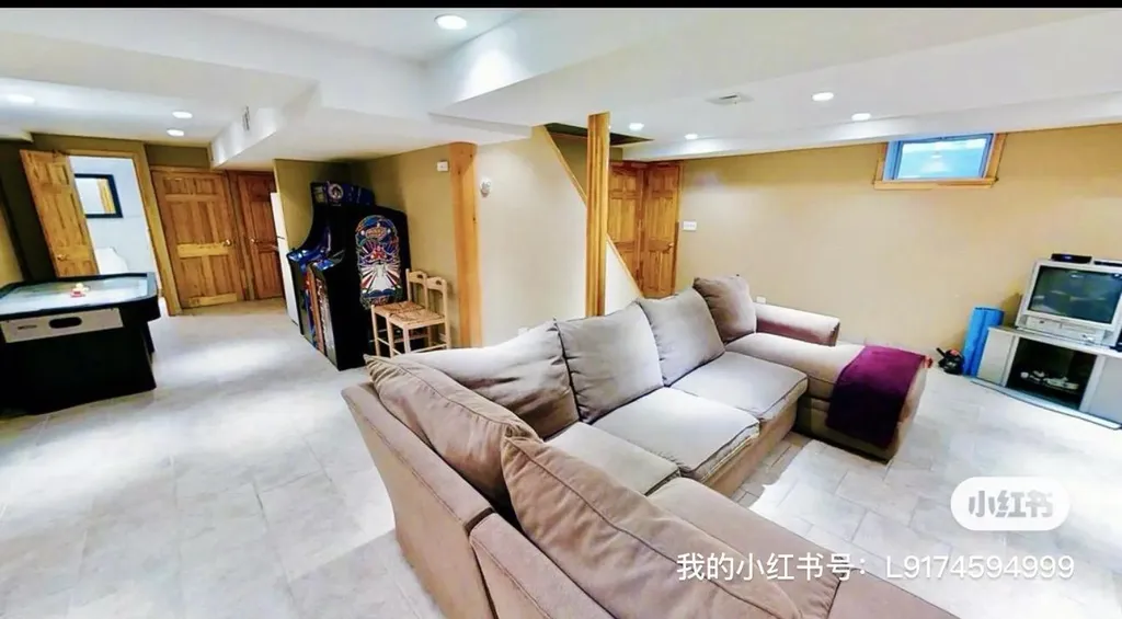 16366 23rd Avenue Whitestone NY 11357