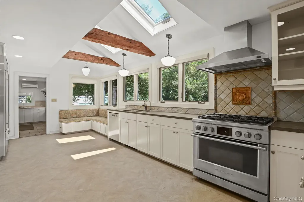 383 Pine Brook Road Bedford NY 10506