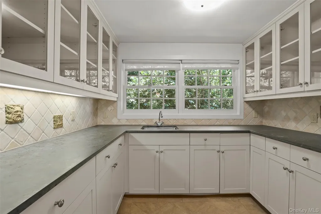 383 Pine Brook Road Bedford NY 10506