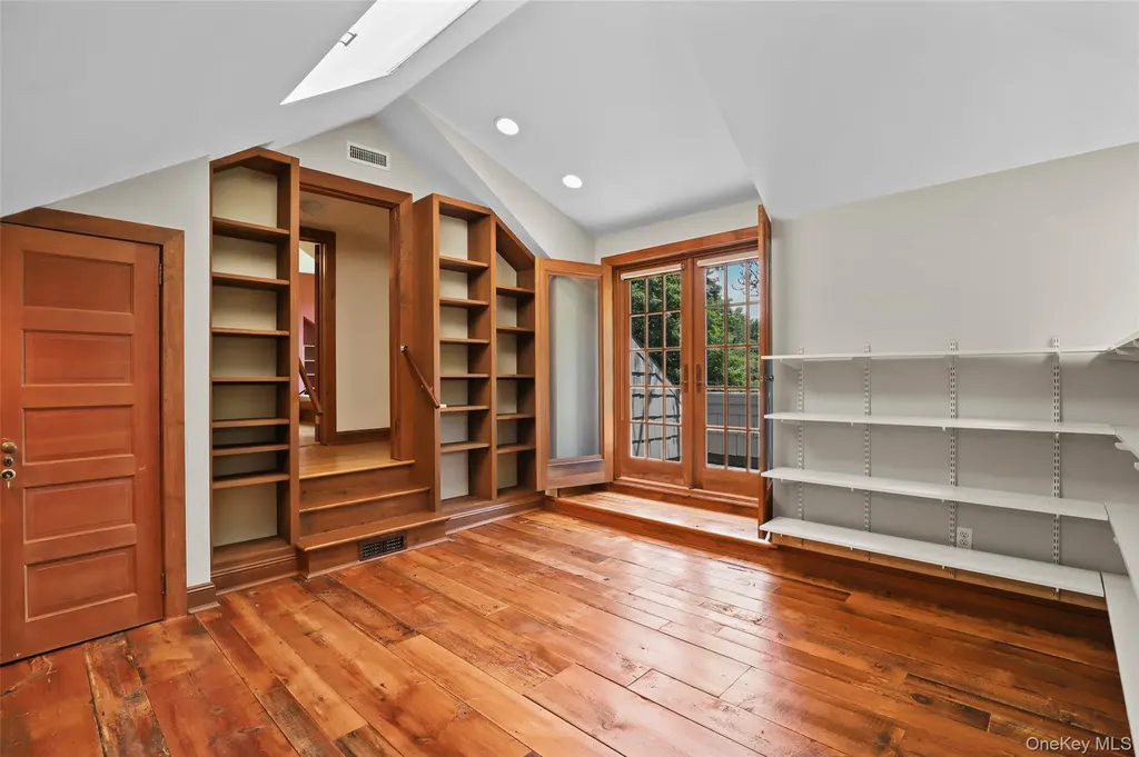 383 Pine Brook Road Bedford NY 10506