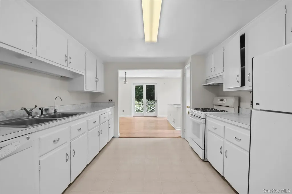 383 Pine Brook Road Bedford NY 10506