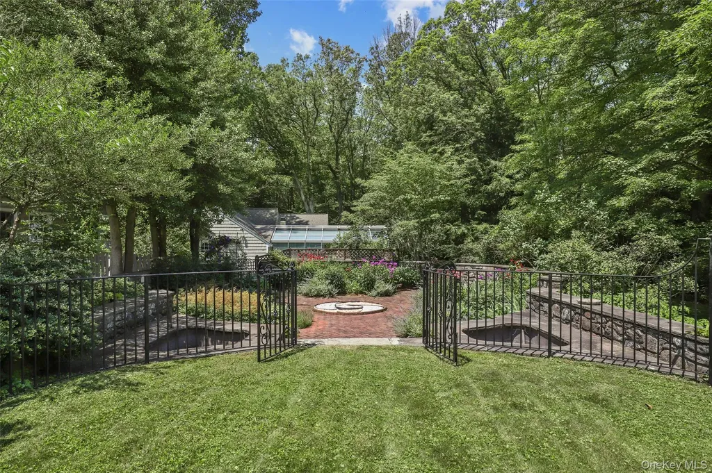 383 Pine Brook Road Bedford NY 10506