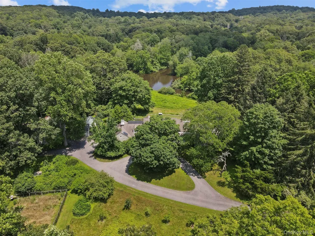 383 Pine Brook Road Bedford NY 10506