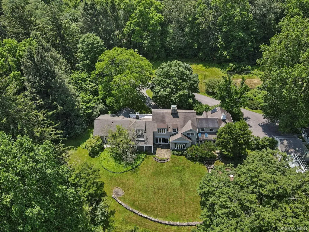 383 Pine Brook Road Bedford NY 10506