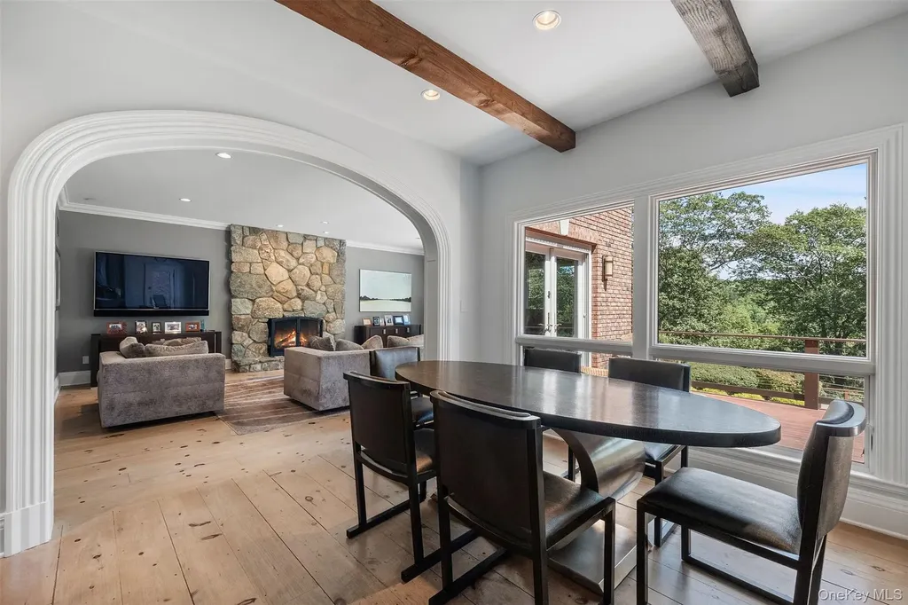 8 Ridgeview Circle Armonk NY 10504