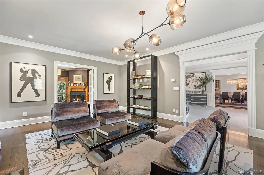 8 Ridgeview Circle Armonk NY 10504